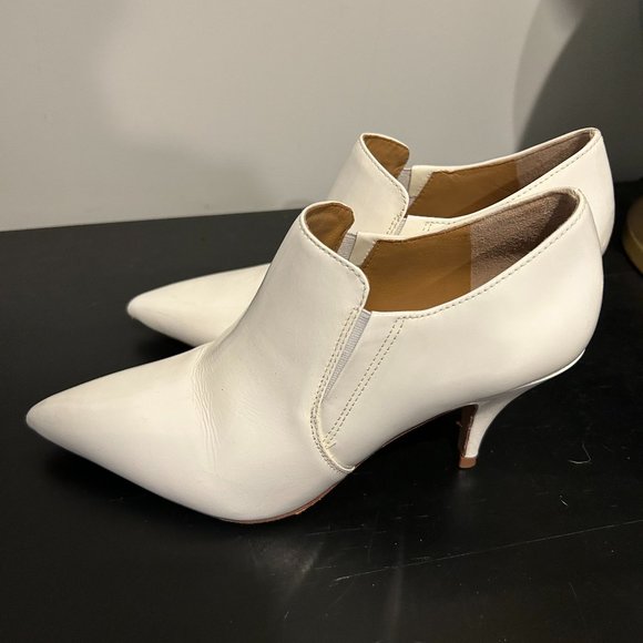 Tory Burch Georgina White Ankle Bootie - worn once - Picture 5 of 13